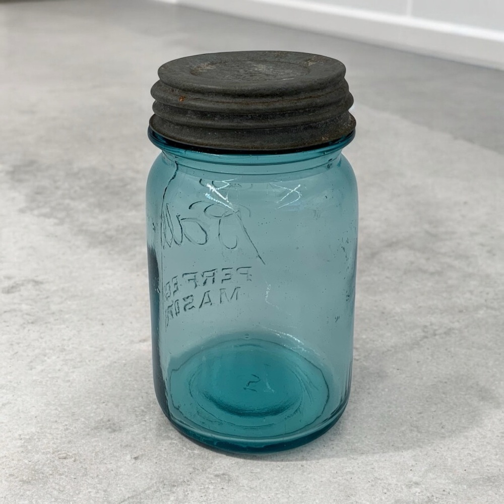 Ball Perfect Mason Glass Jar 1923-33 Pint Size #5 Aqua Blue With Zinc Metal Lid - Picture 5 of 9